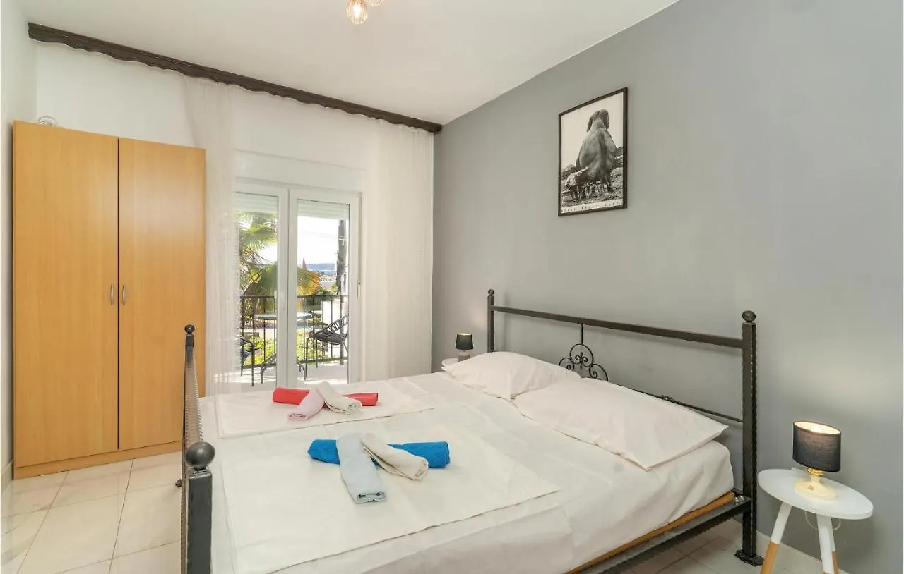 Cozy Apartment In Krk With Kitchen Krk Town